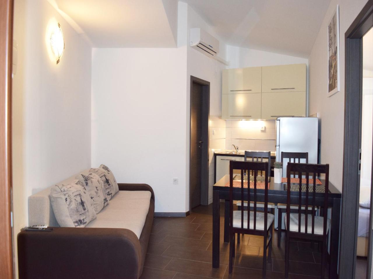 Apartments Andrea بودْسْتغانا المظهر الخارجي الصورة